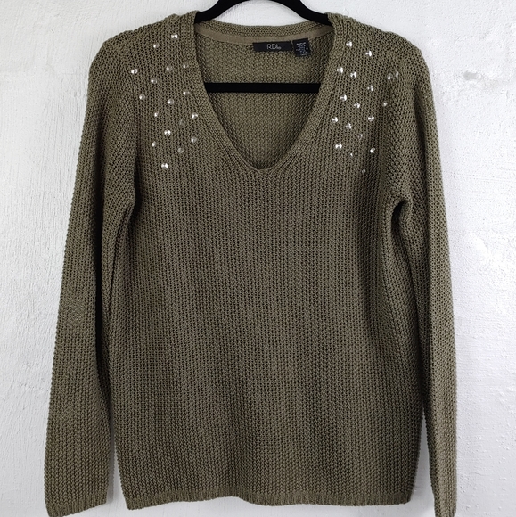 RDI STUDDED SWEATER (940) - Picture 2 of 15